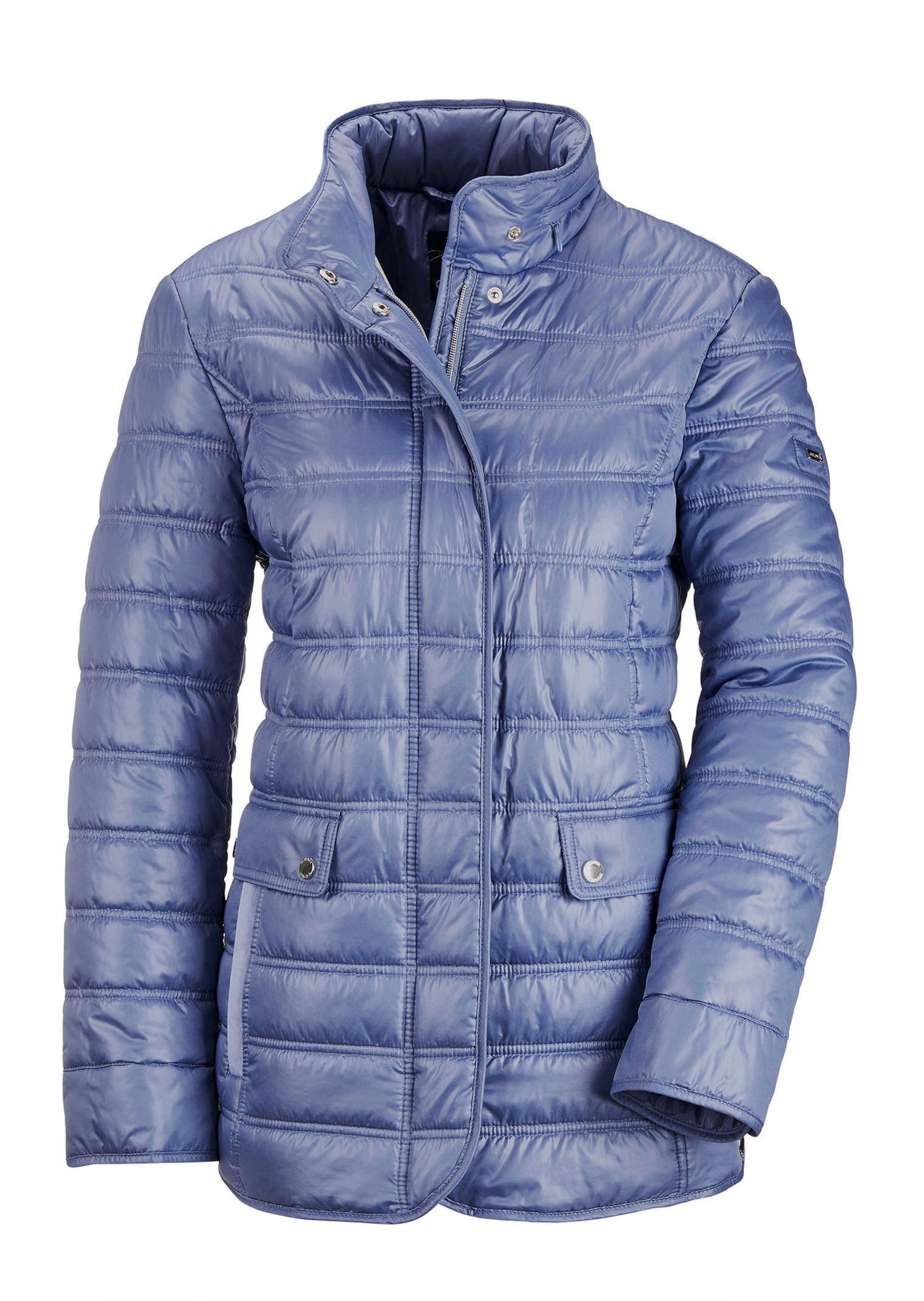 Leichte Steppjacke mit vielen Details