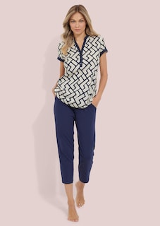 Pyjama thumbnail 1
