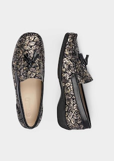 Leren mocassins met reliëf en kwastje thumbnail 2