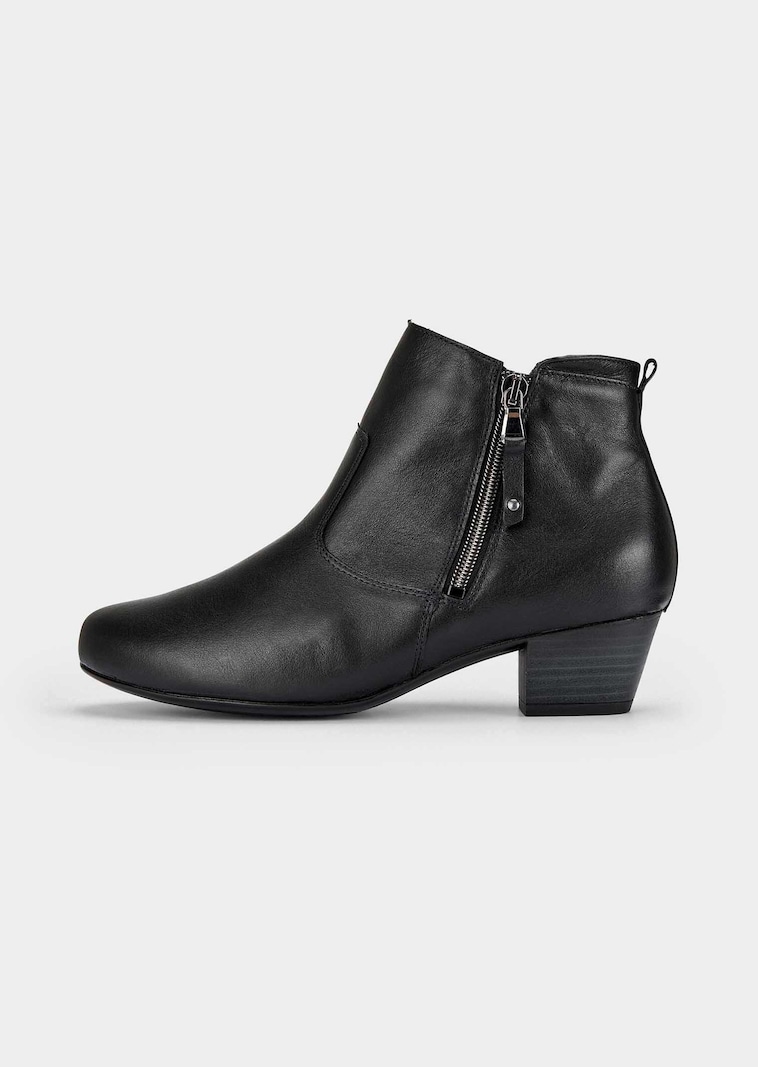 Stiefeletten aus Nappaleder mit Reißverschluss