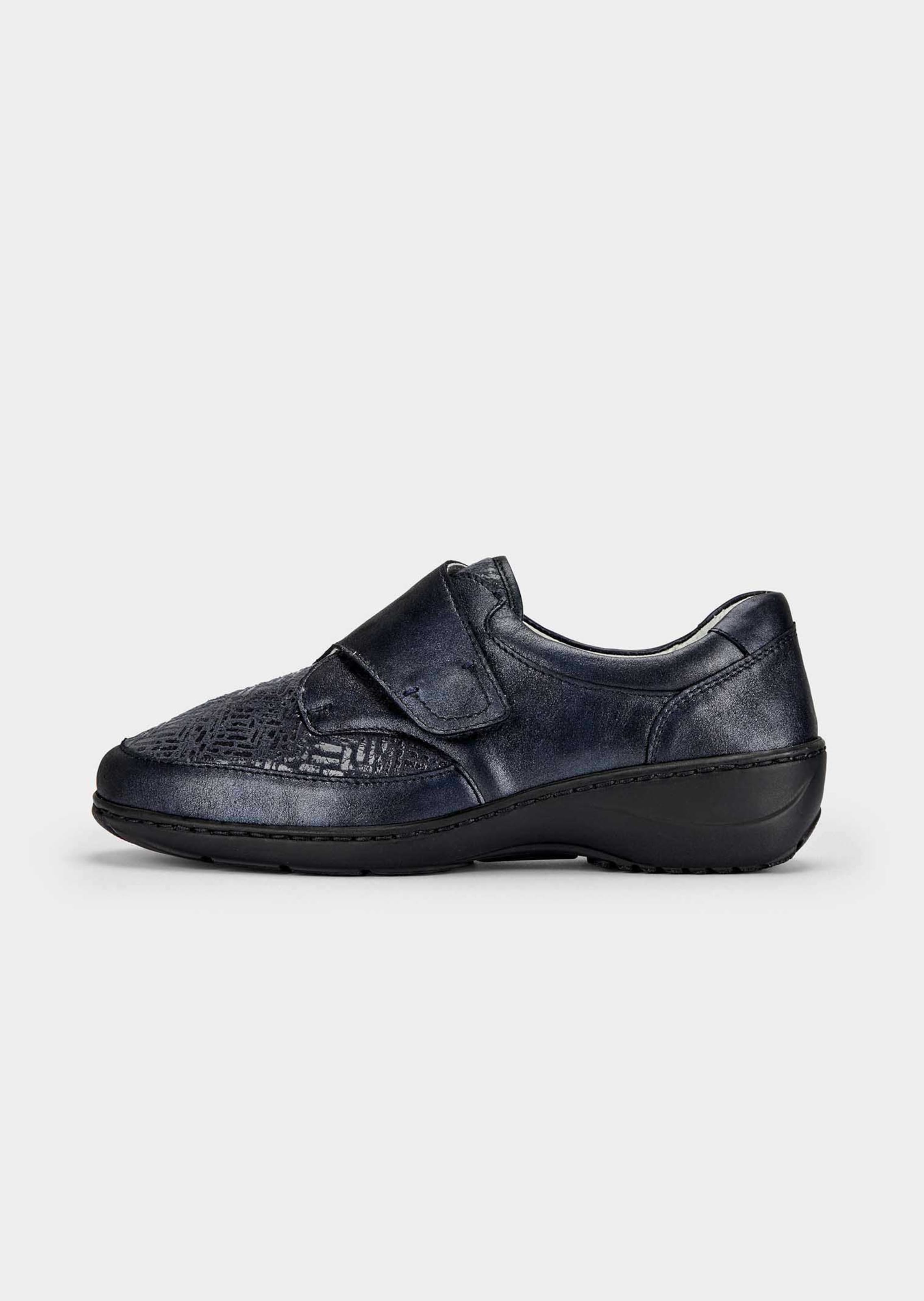 Chaussures basses avec large fermeture velcro