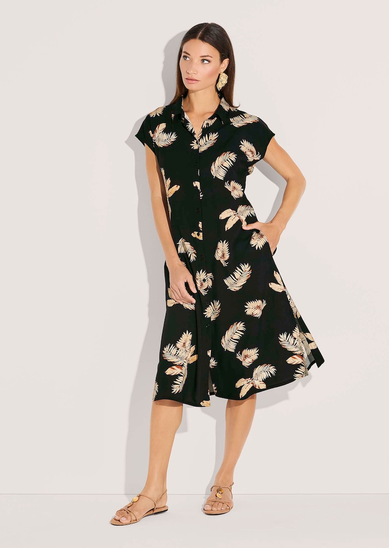 Hemdblusenkleid mit tropischem Print