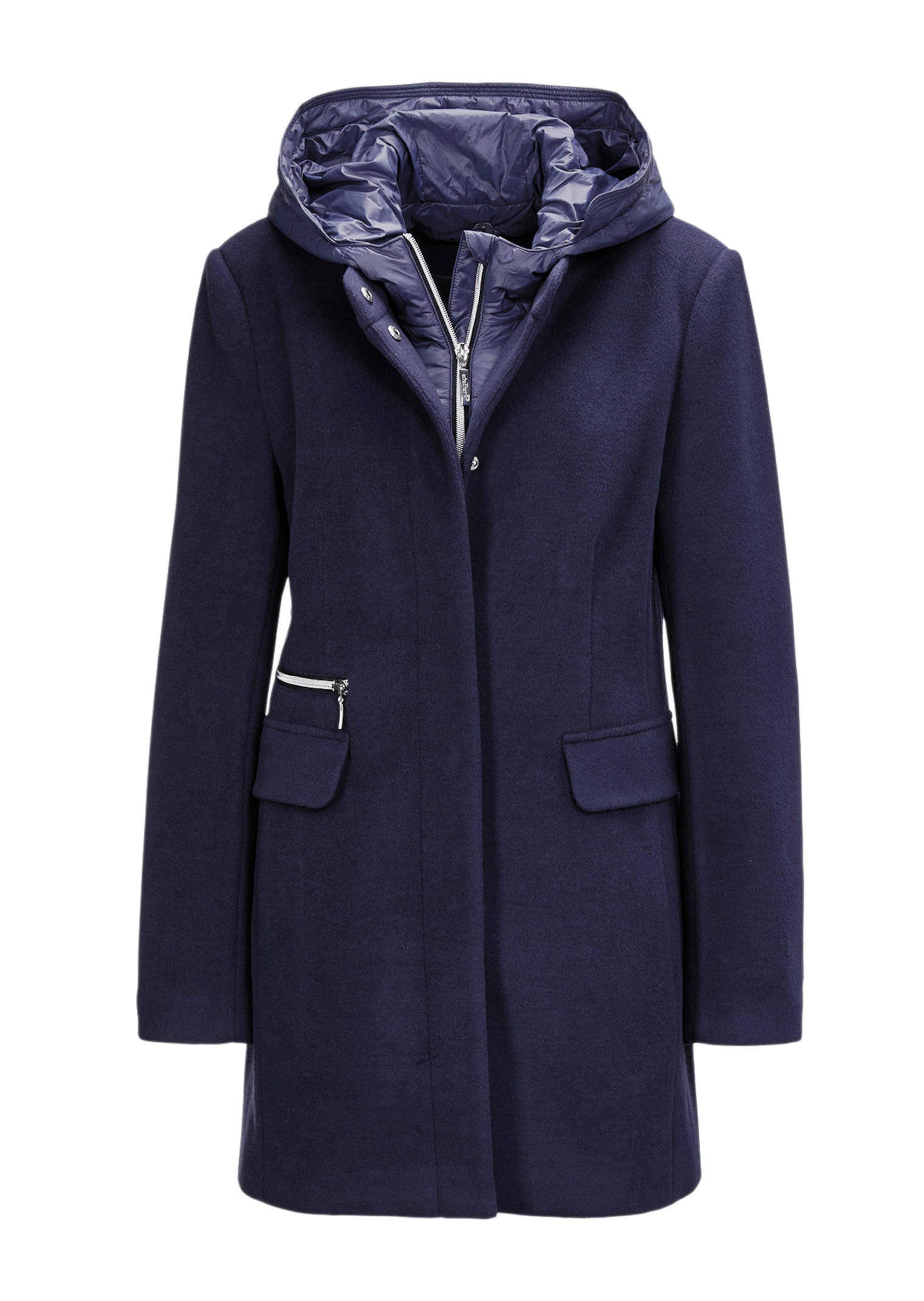 Flauschiger Wollmantel in moderner Optik