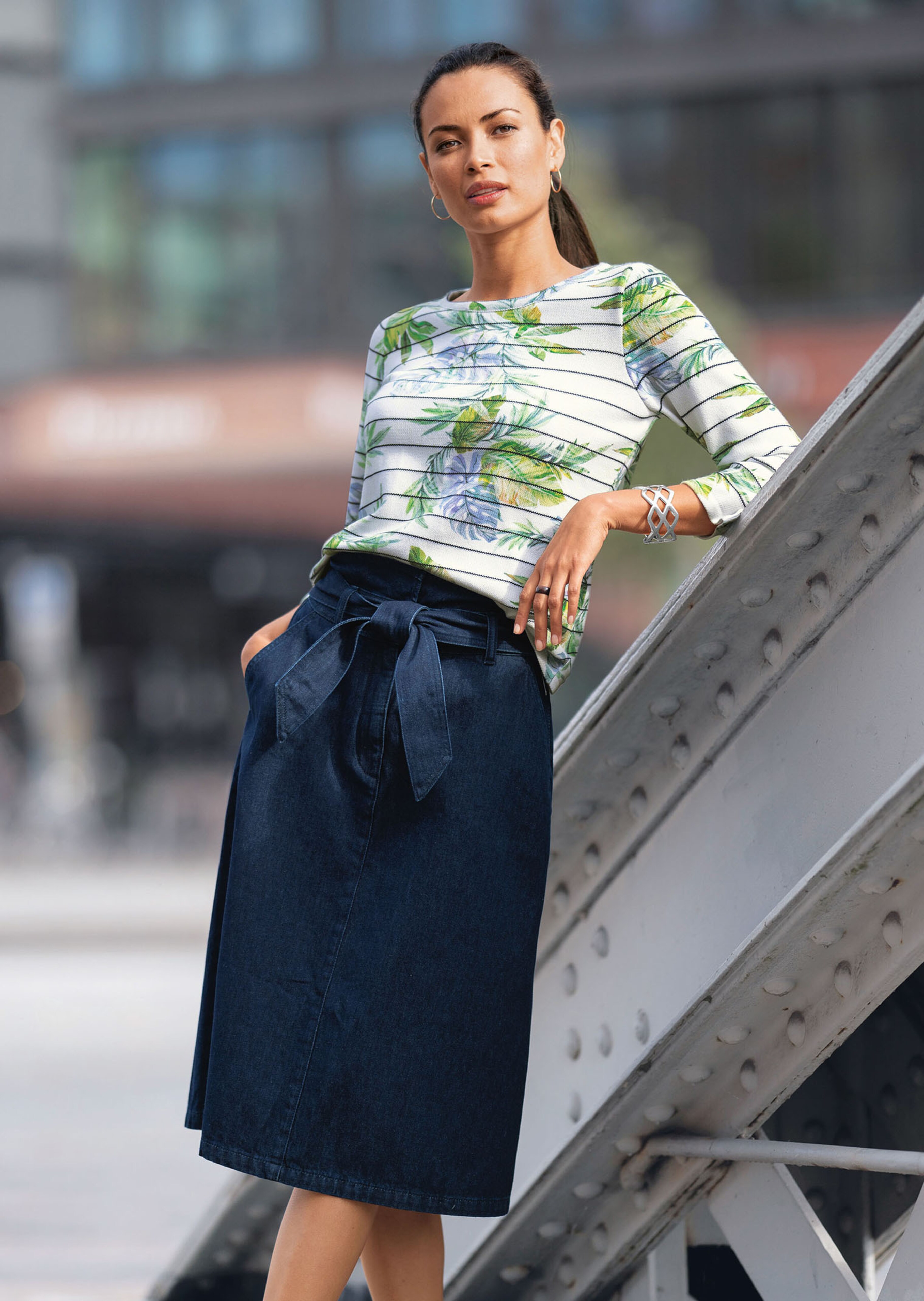 Ausgestellter Jeansrock