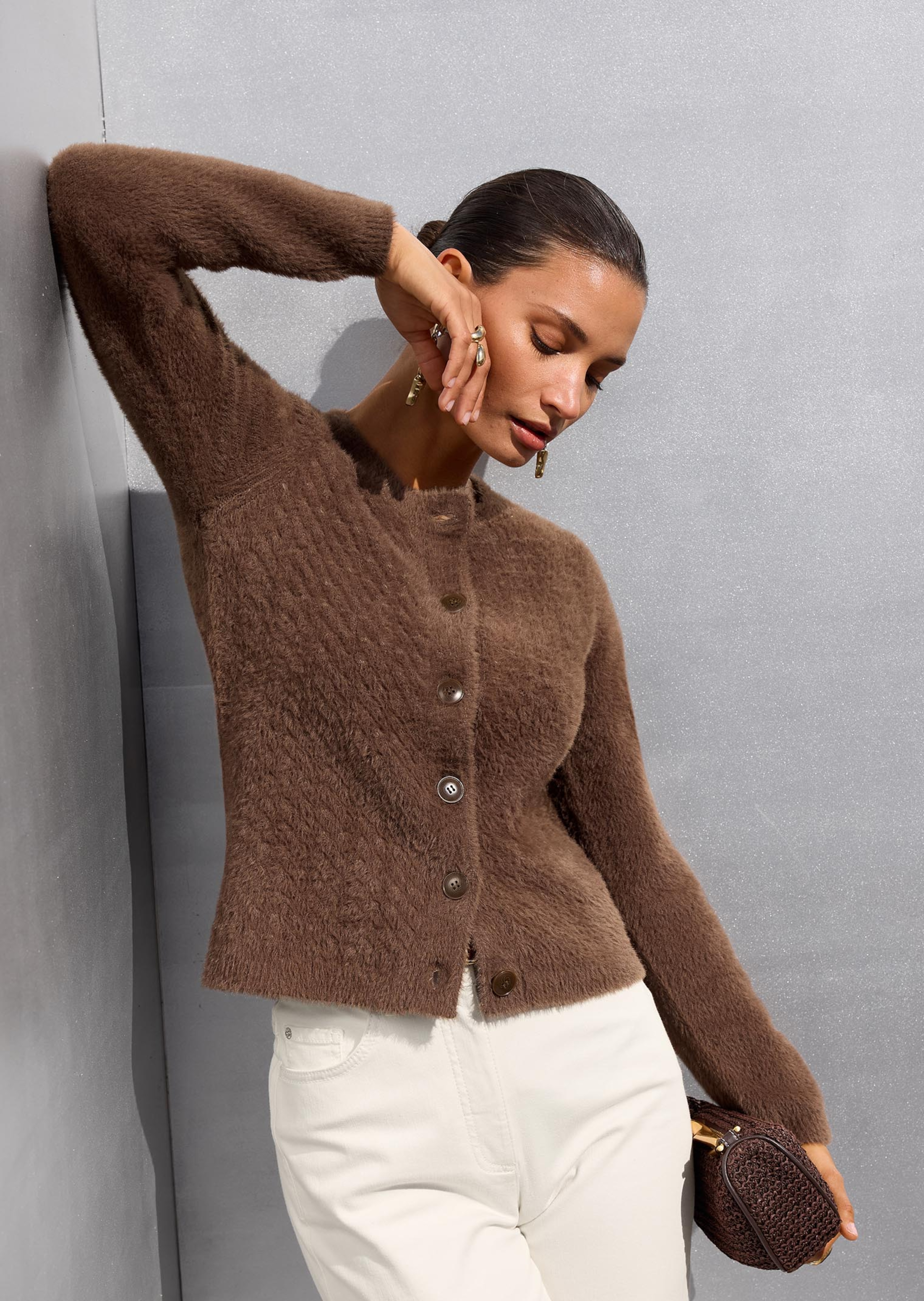 Flauschige Strickjacke mit Wabenstruktur