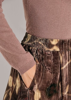 Schwungvoller Crinkle-Samtrock mit Floral-Print thumbnail 5