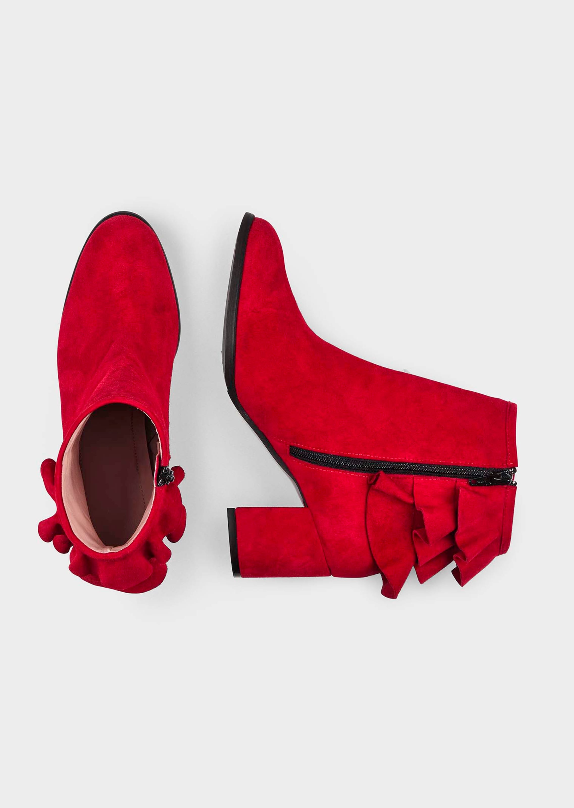 Wildleder-Stiefelette mit Rüschen