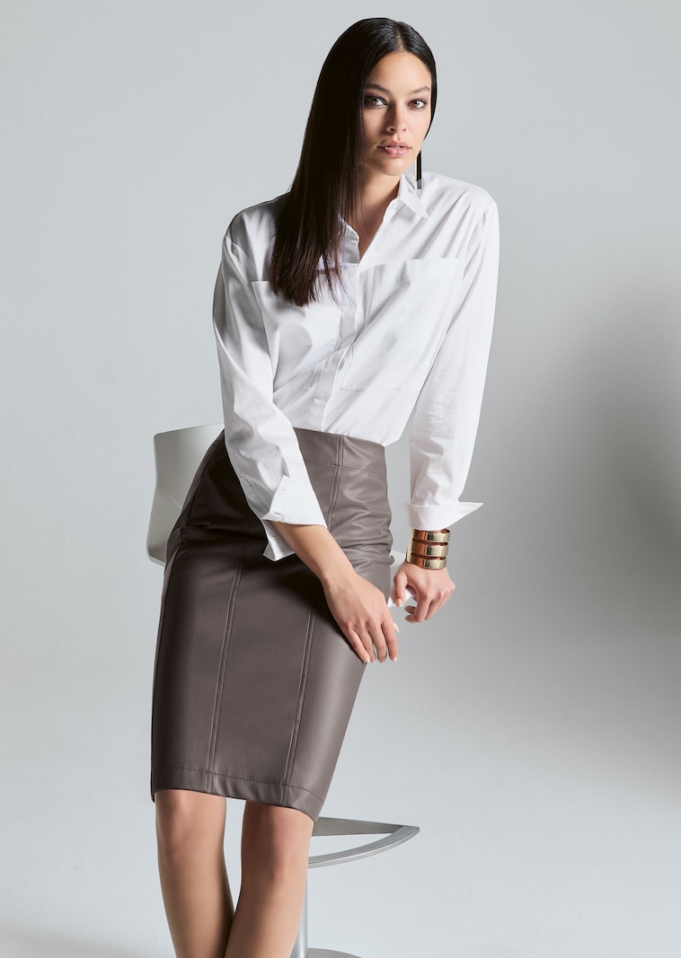 Bleistift-Rock im Leder-Look