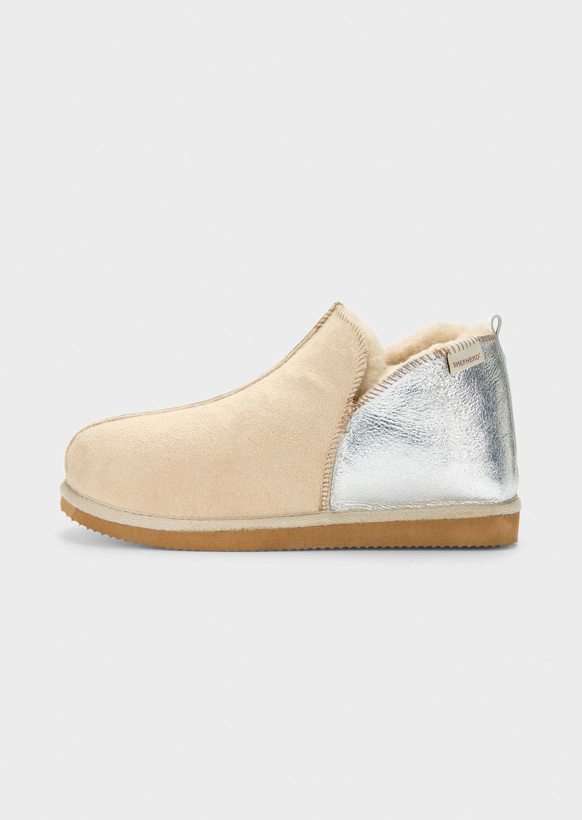 Hausschuhe aus Lammfell