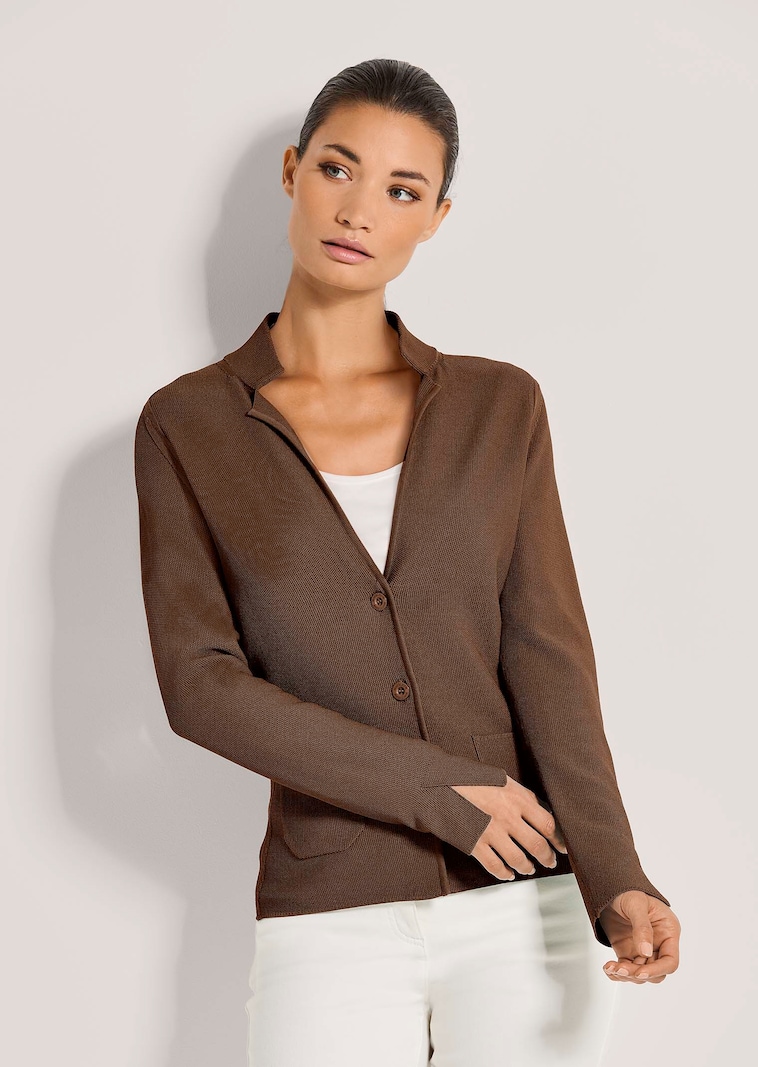 Schlanker Strickblazer mit langen Ärmeln