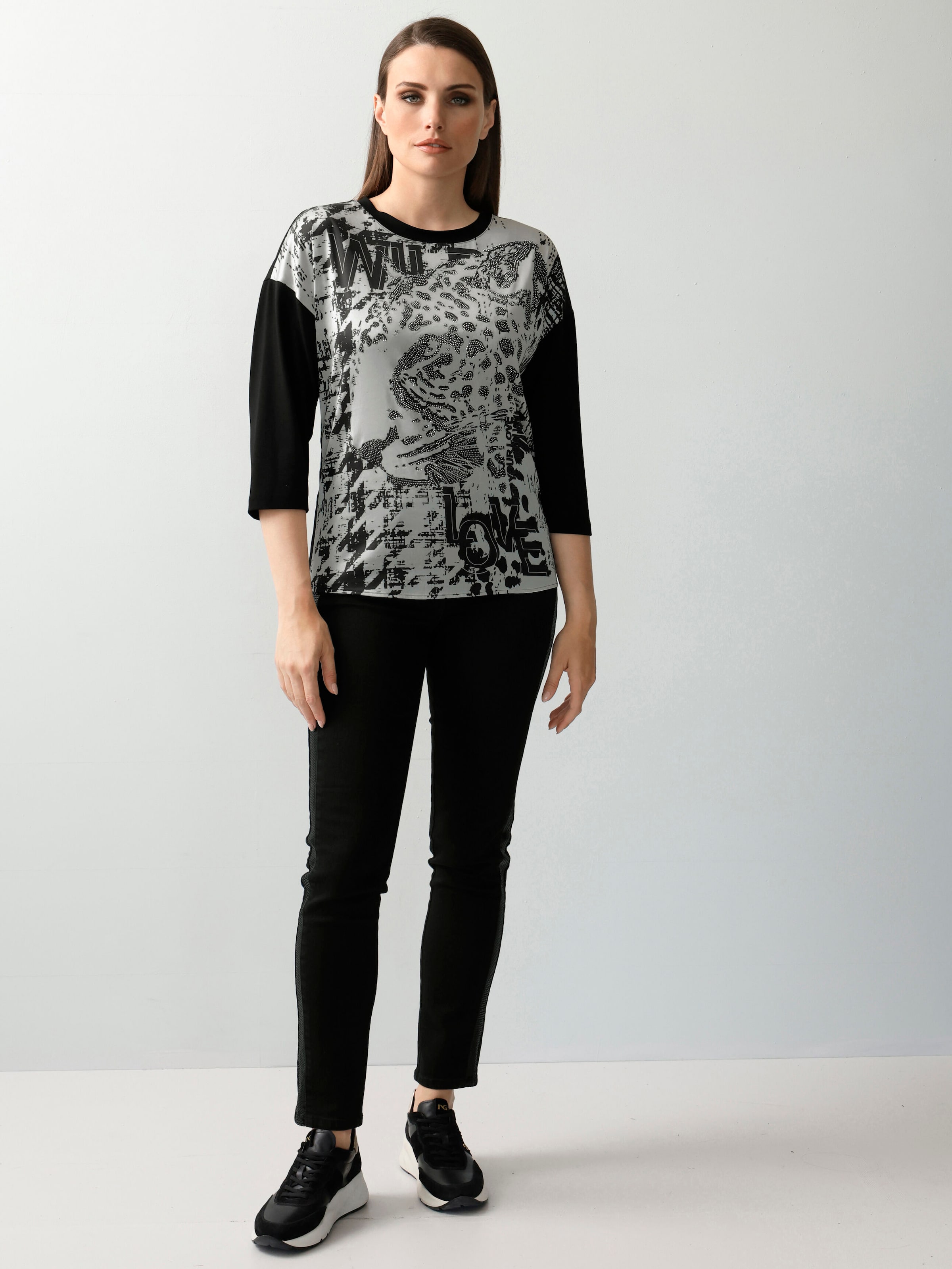 Shirt mit platziertem Druck