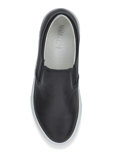 Slip-ons thumbnail 2