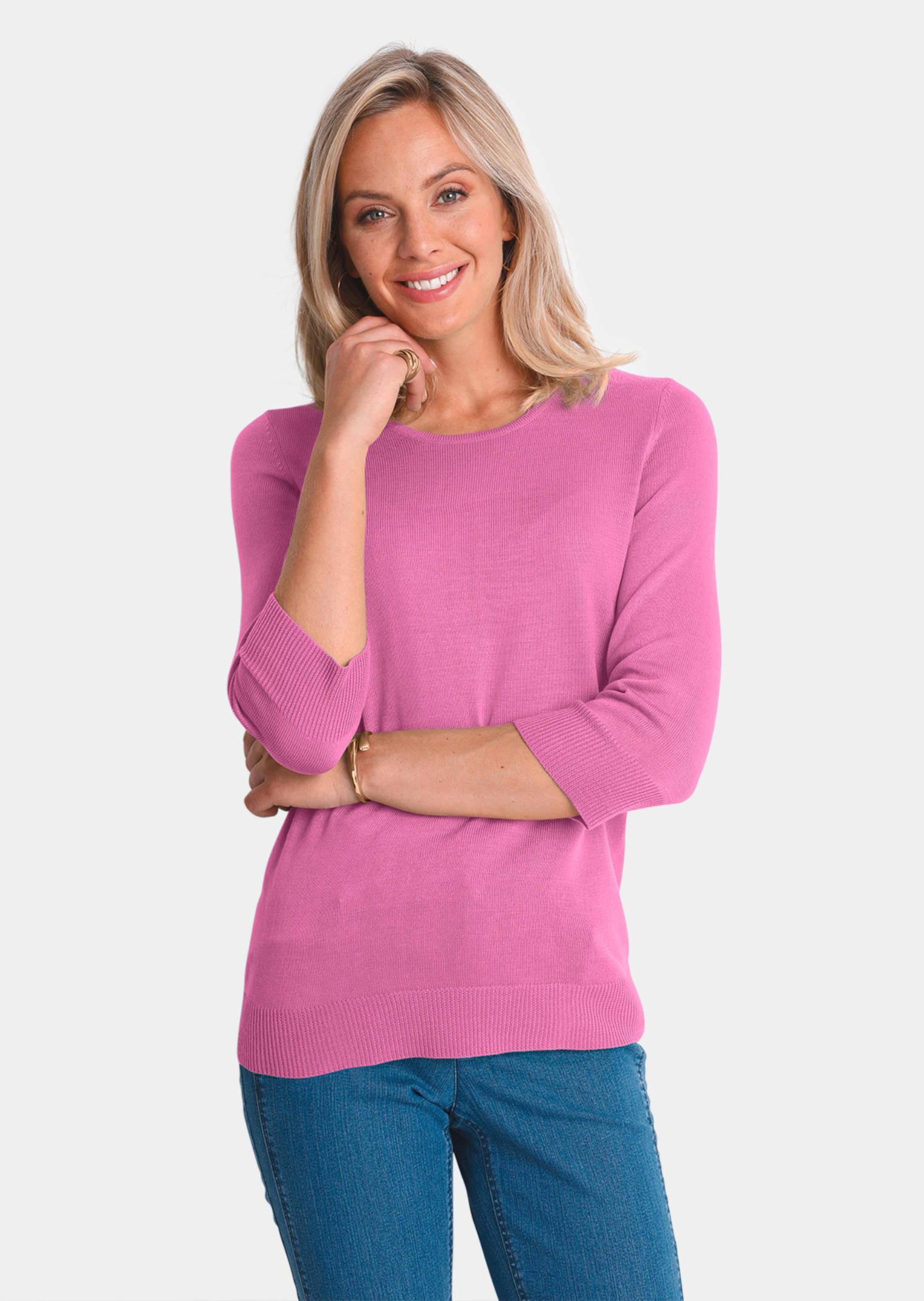 Locker sitzender Strickpullover