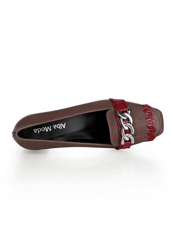 Pumps mit Kettendetail 1