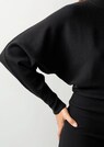 Strickkleid mit weiten Fledermausärmeln thumbnail 7