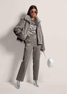 Short faux fur jacket thumbnail 4