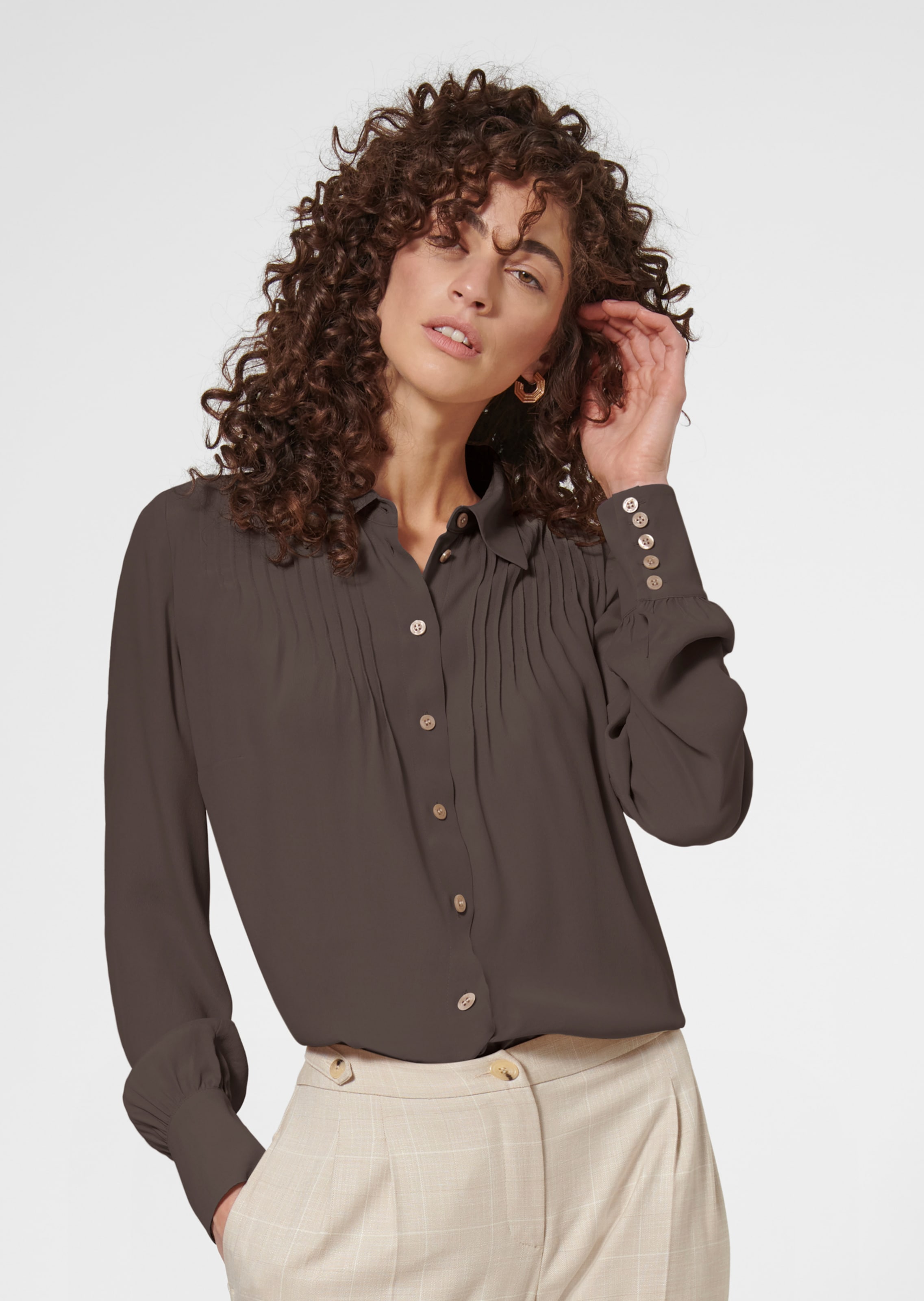 Bluse mit Biesen und Seide
