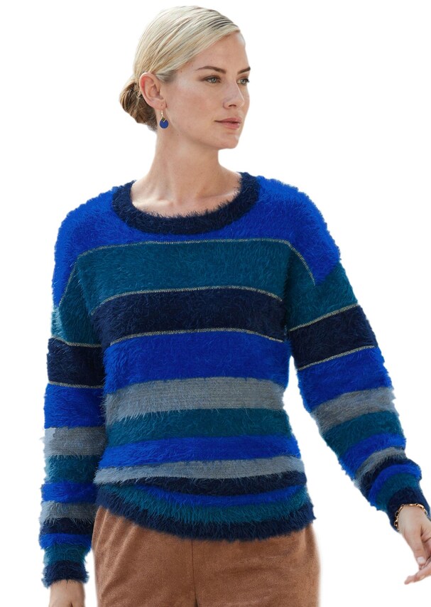 Kuscheliger Pullover aus farbigem Effektgarn