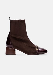 Bottines aspect daim avec des détails en vernis thumbnail 1