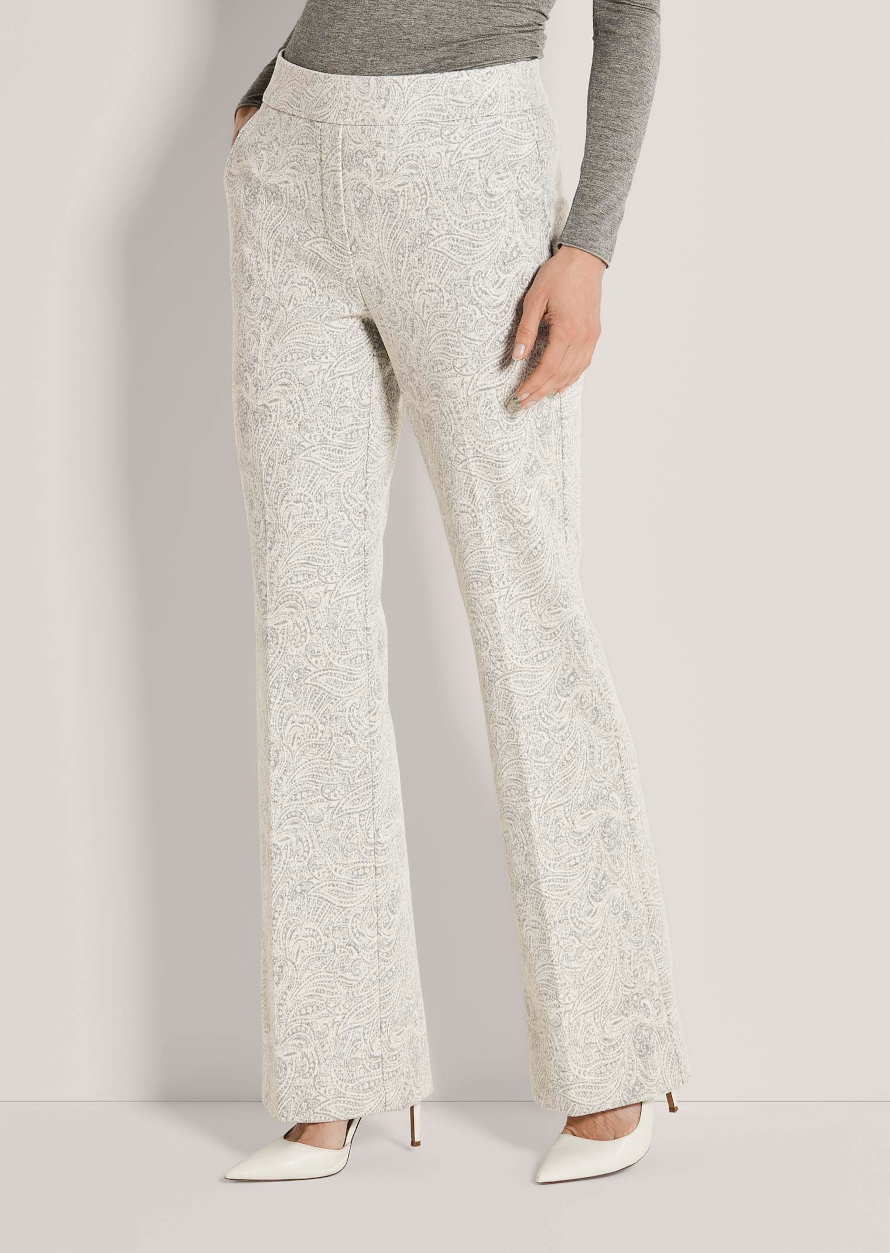 Softe Jacquard-Hose mit Paisley-Dessin
