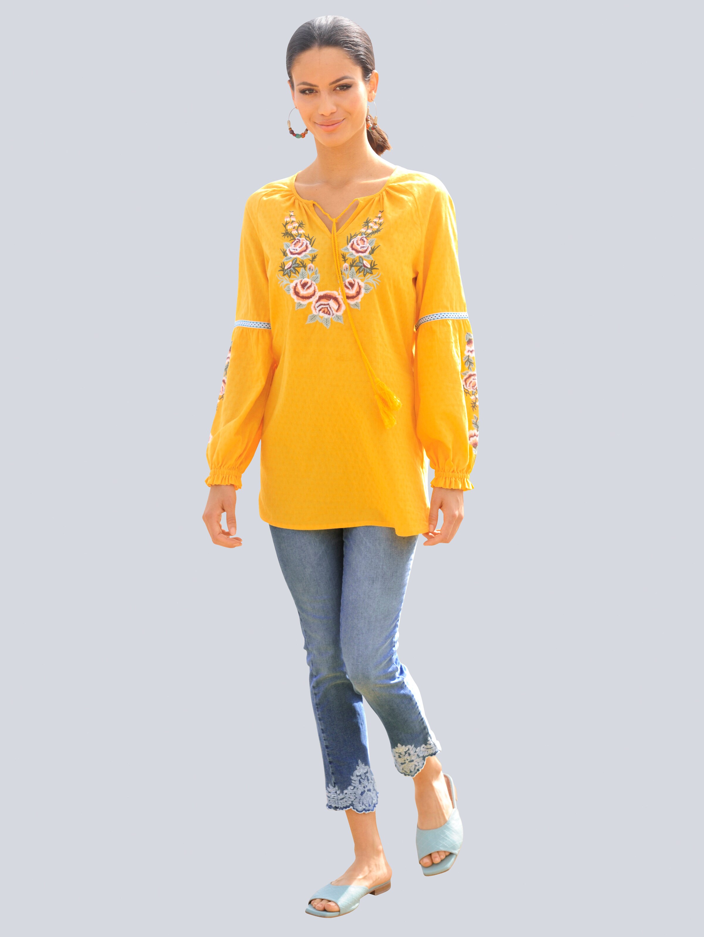 Jeans mit OrnamentStückerei 3