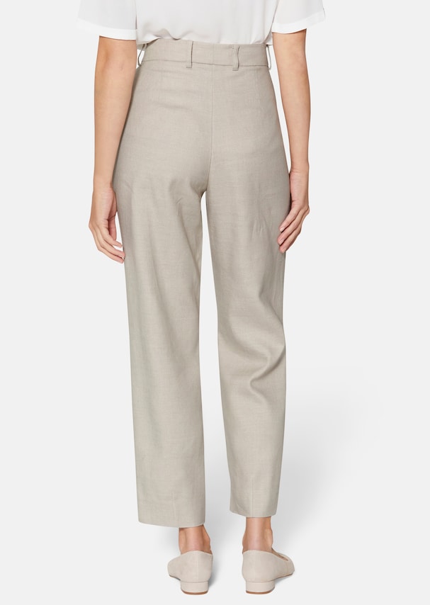 Cropped trousers 2
