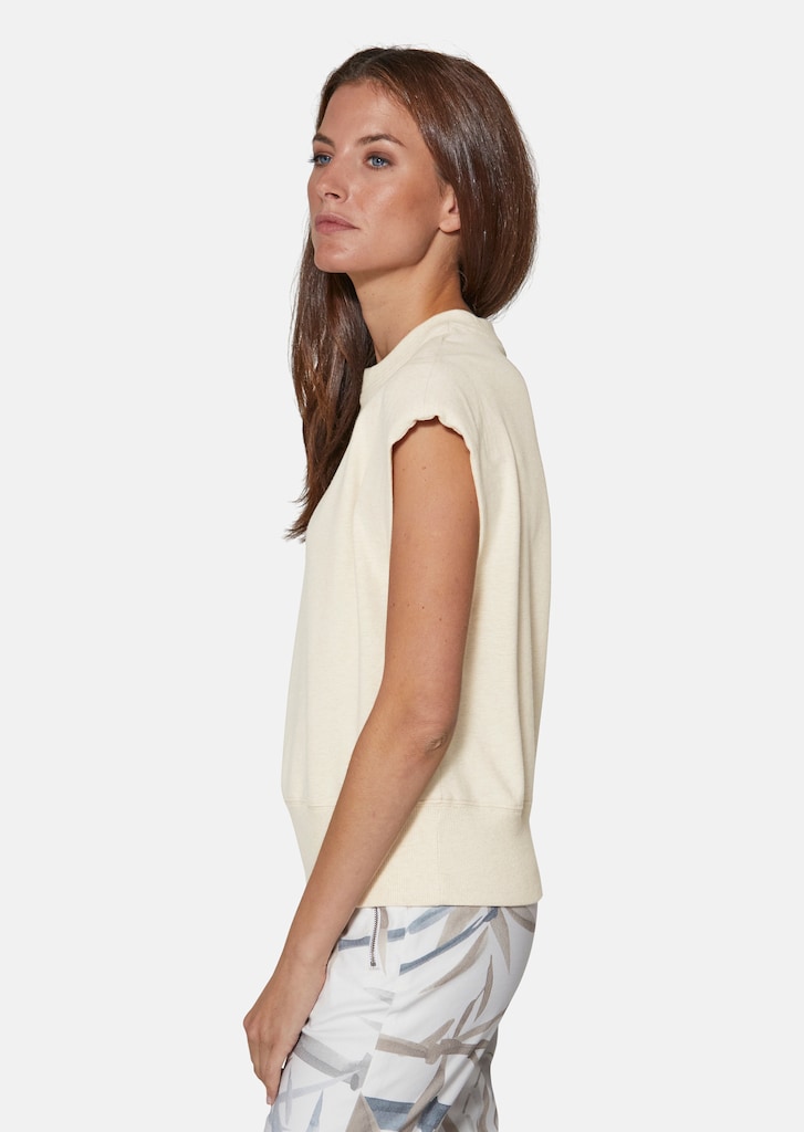 Sleeveless sweatshirt with trendy shoulder accentuation 3