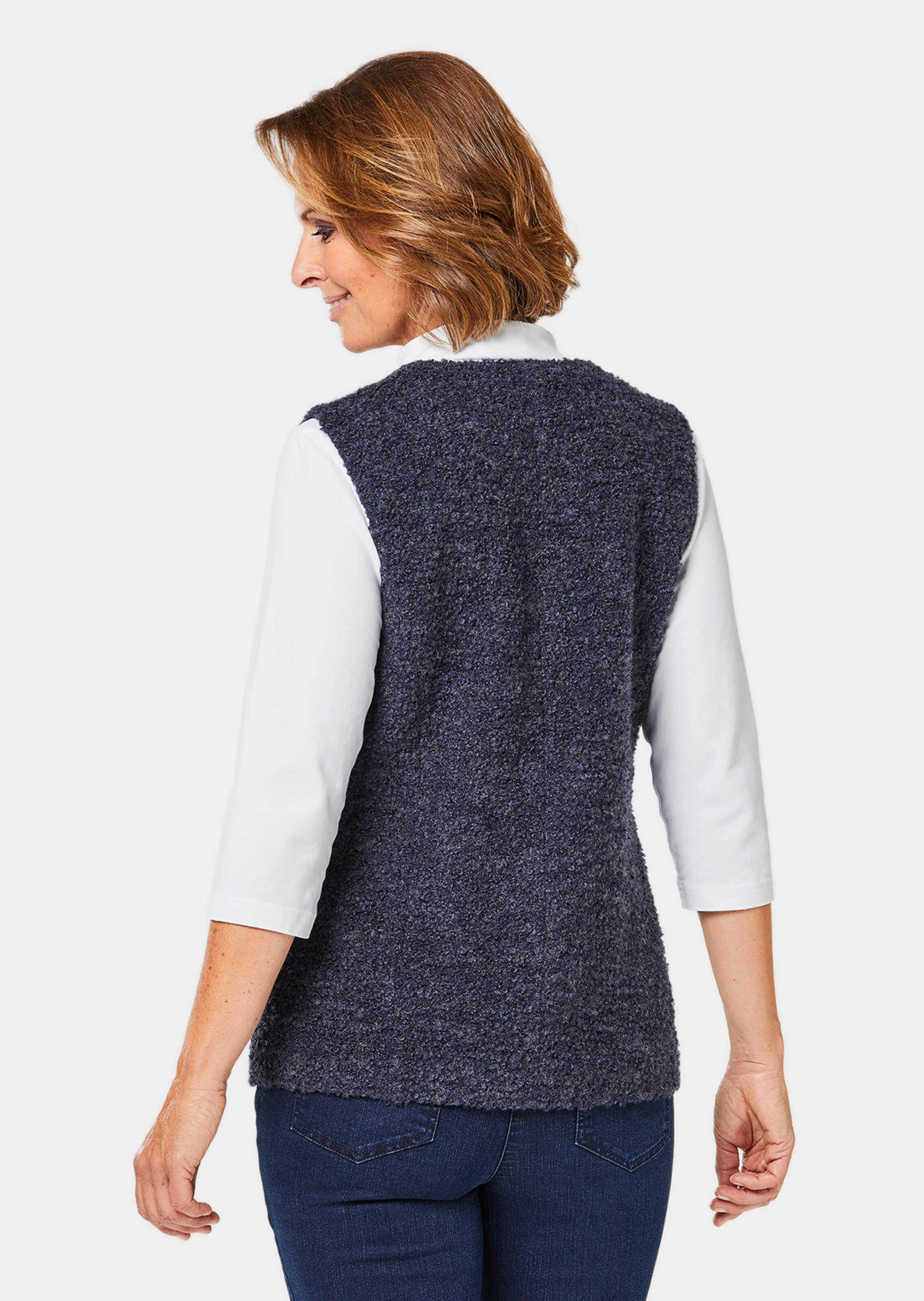 Gilet à encolure en V aspect bouclette - marine - Gr. 48 de Goldner Fashion