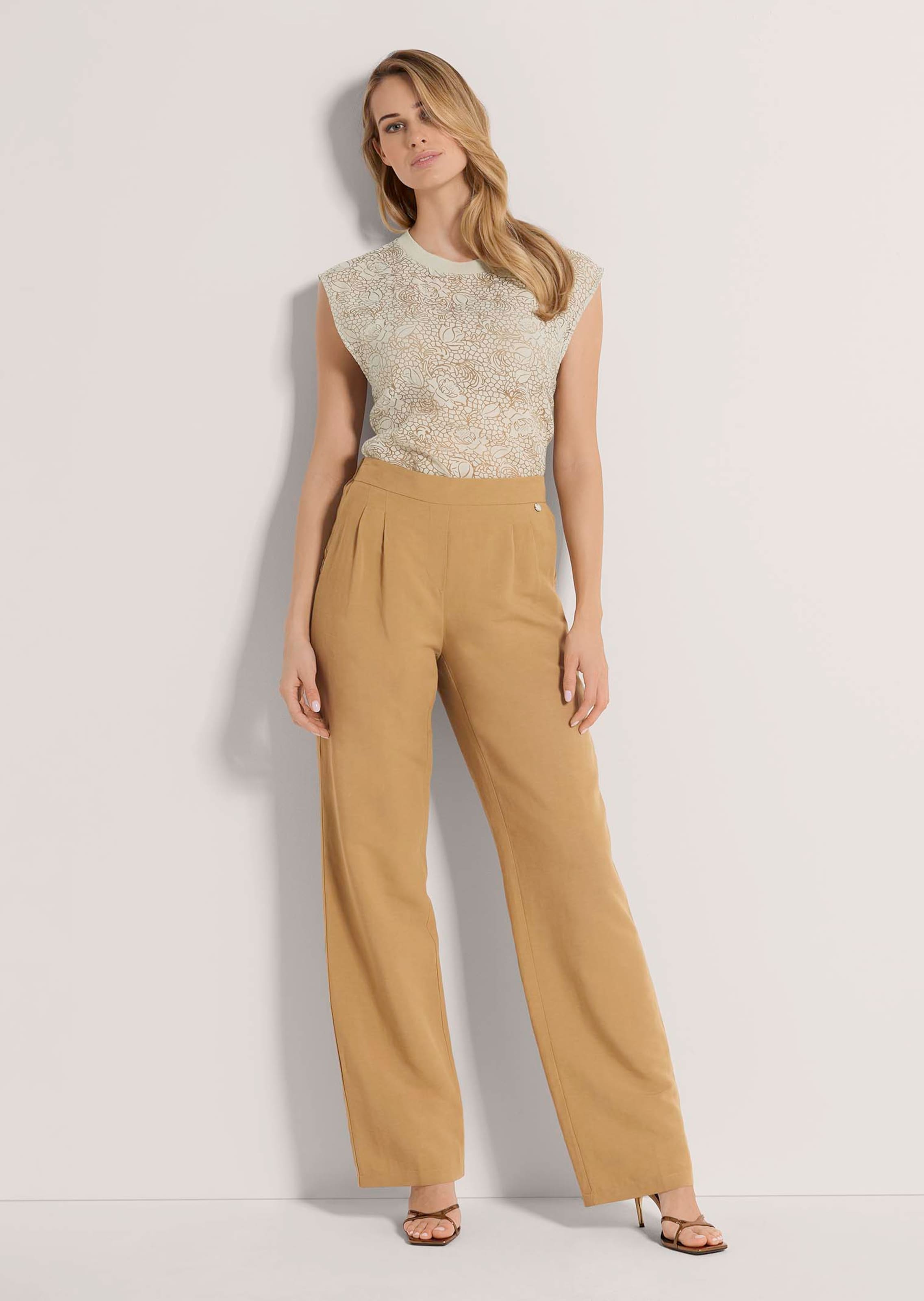 Palazzo trousers in almond | MADELEINE Fashion