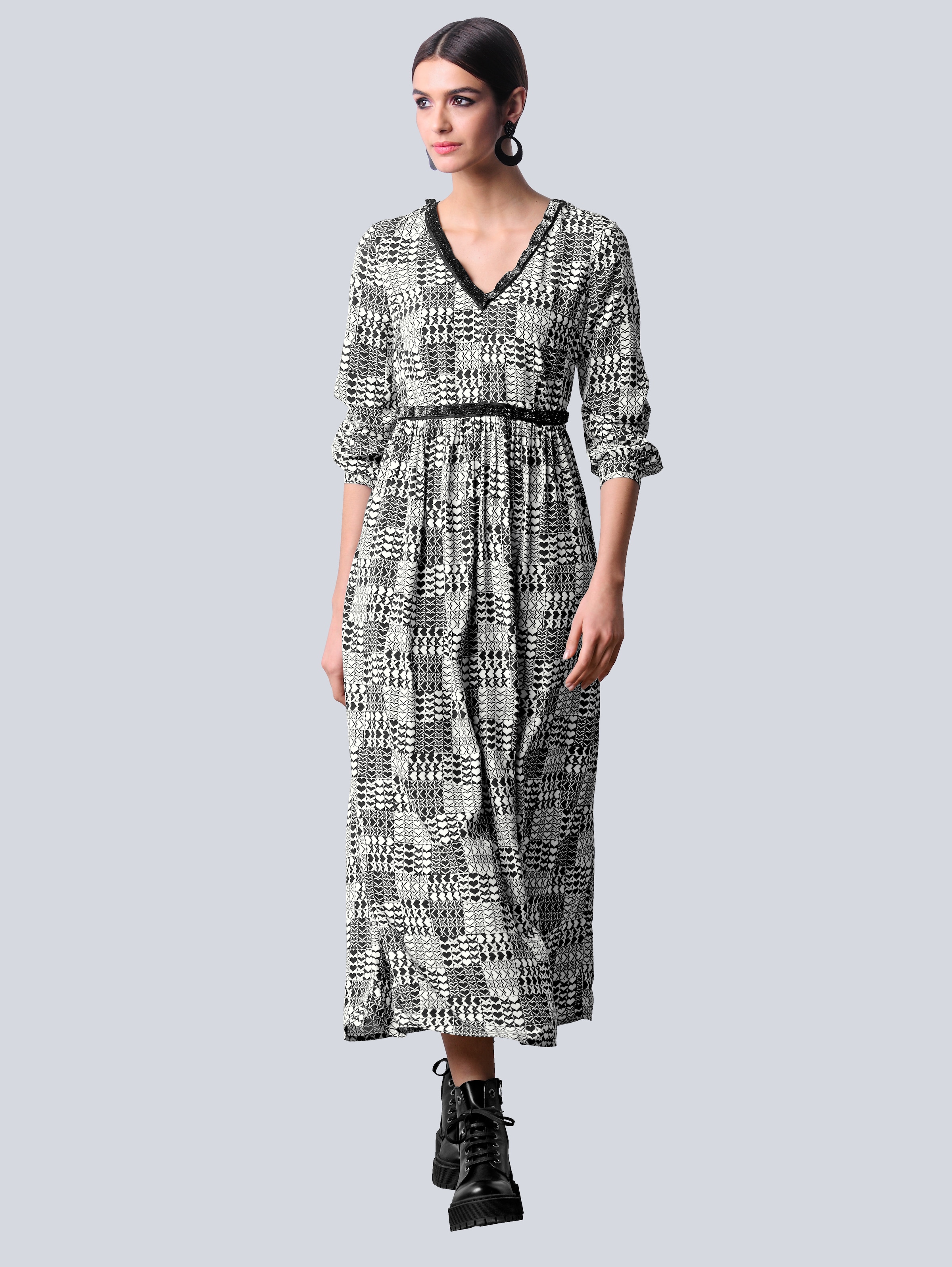 Kleid allover im kleinen Herzchendruck 2