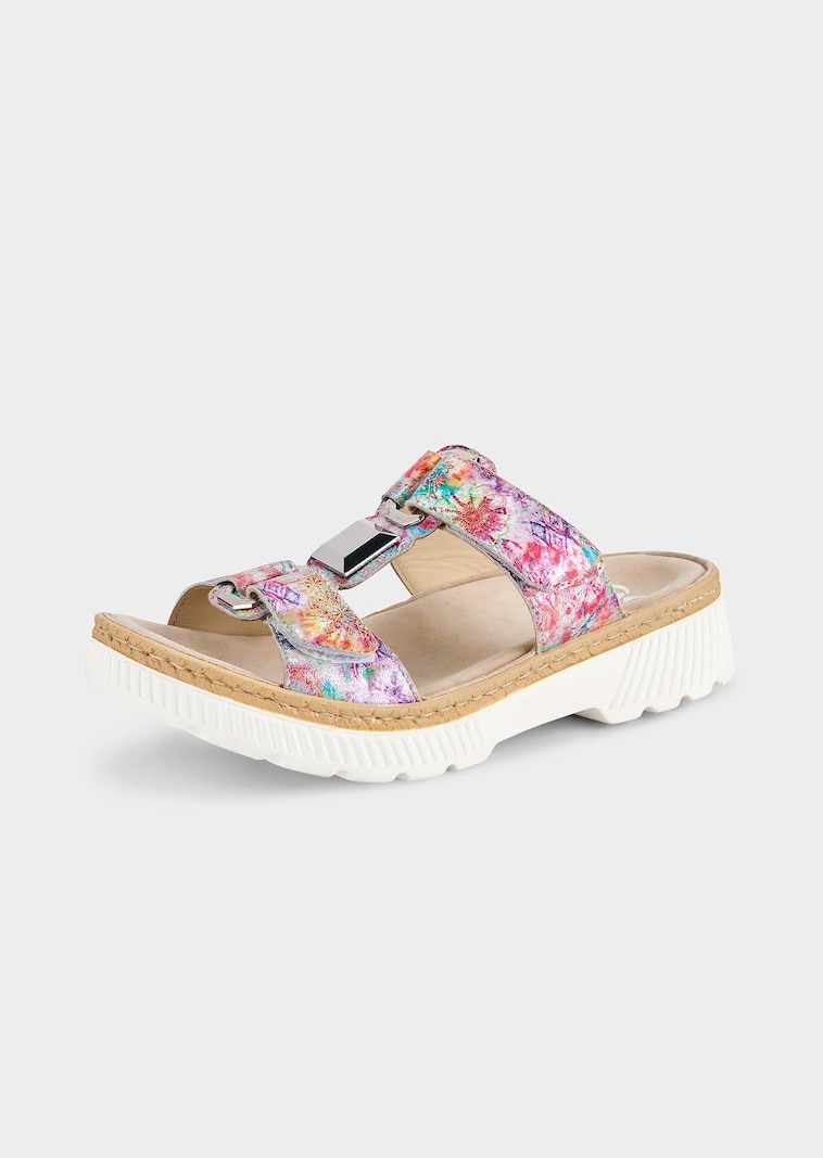 Feminine Pantoletten mit Klettverschlussriemen