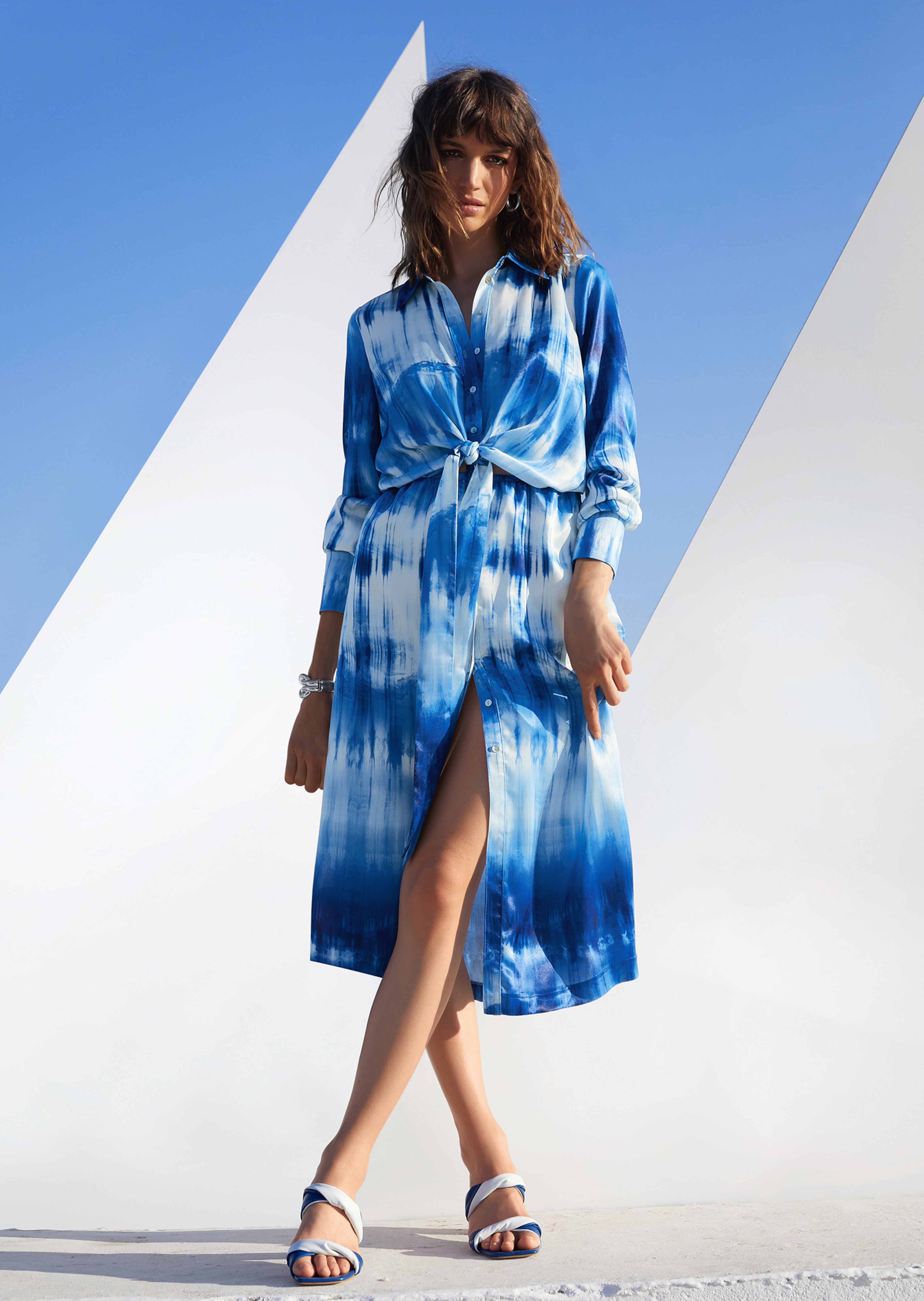 Hemdblusenkleid im Batik-Look