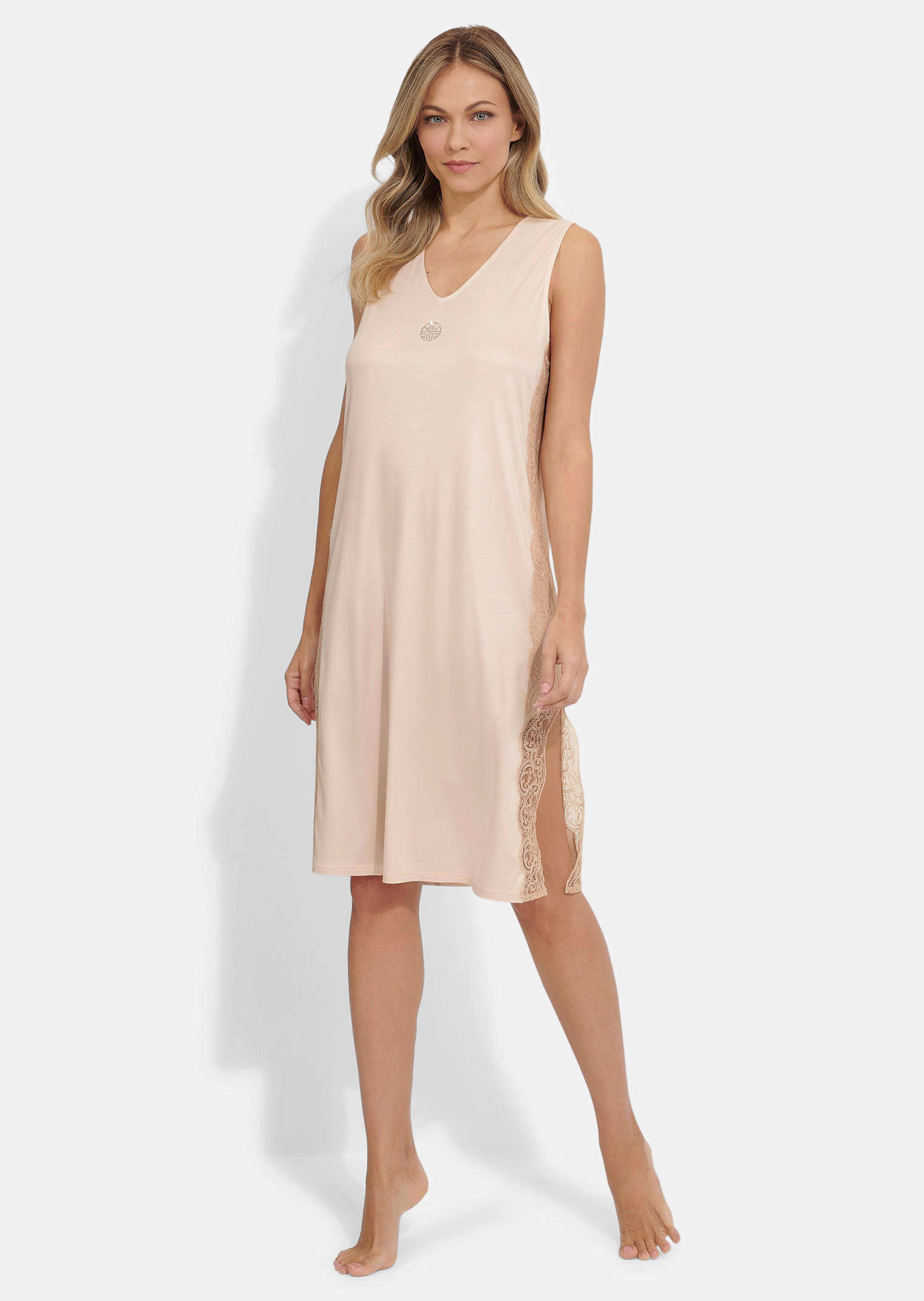 Déshabillé avec soie et dentelle