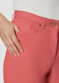 Jeans mit feinem Fransensaum thumbnail 5