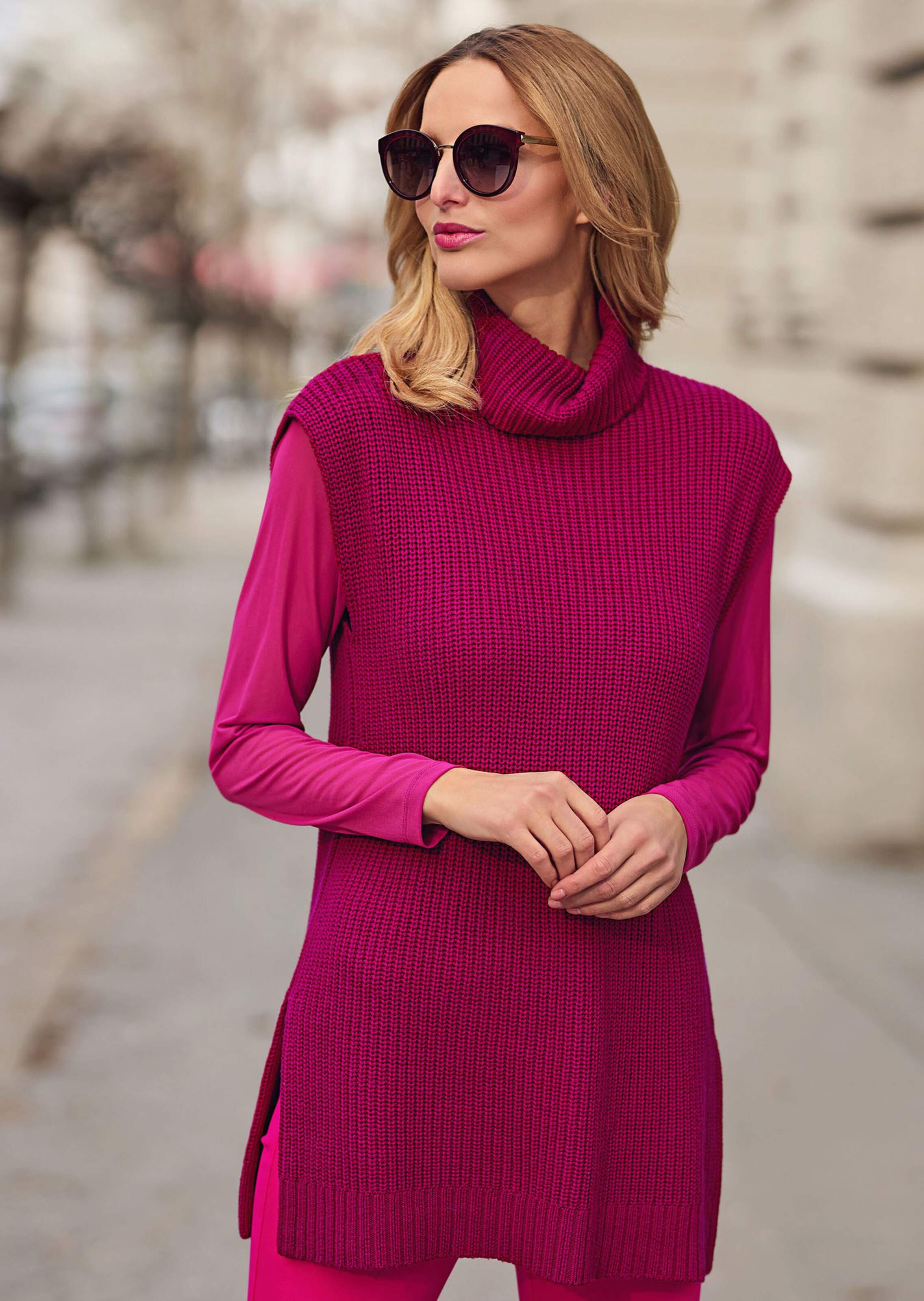 Coarse knit jumper with turtleneck in cyclamen MADELEINE Fashion