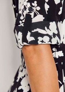 Dress thumbnail 5