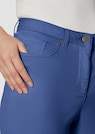 Jeans mit feinem Fransensaum thumbnail 5