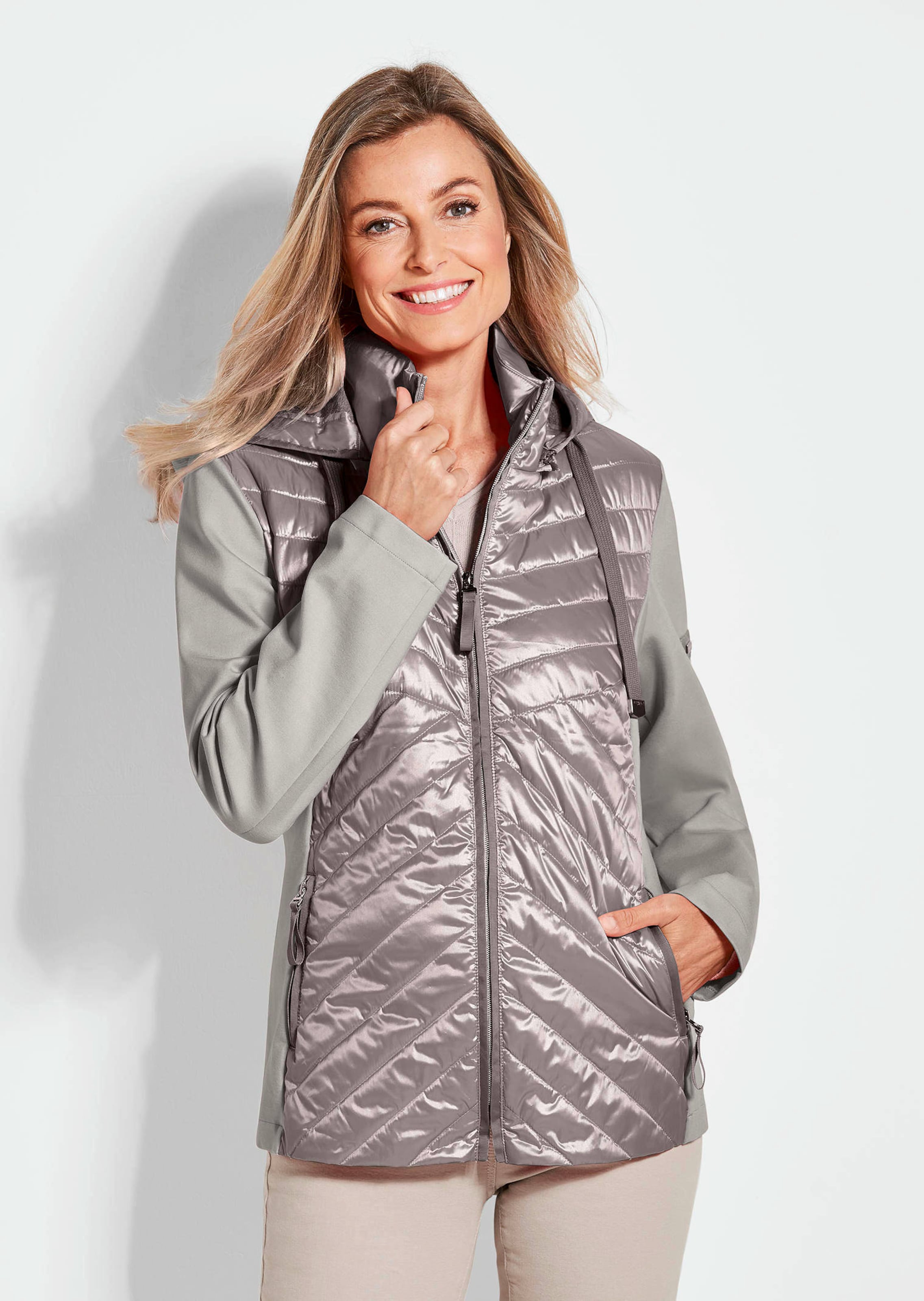 Pusakka, jossa pystykaulus