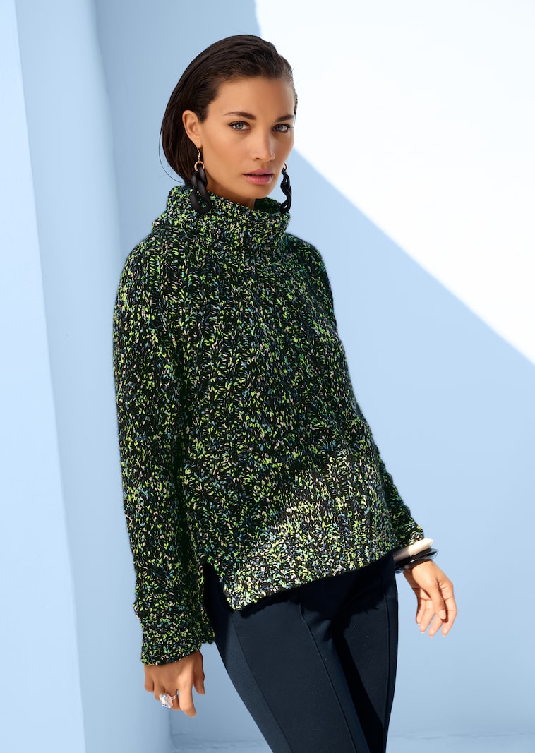 Capuchon-Pullover in trendstarkem Struktur-Mix