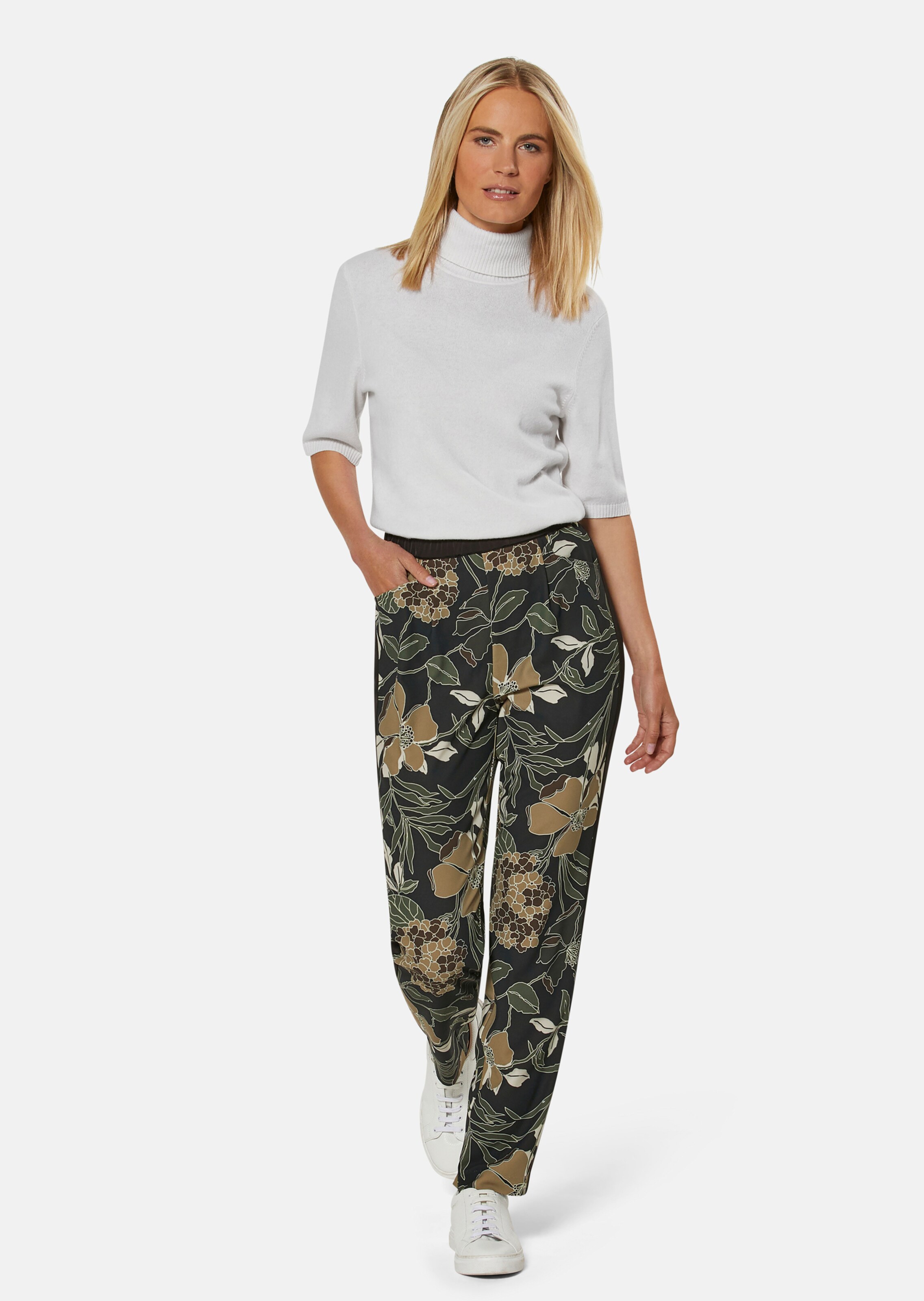 Trousers with flower and leaf print in khaki / multi-coloured
