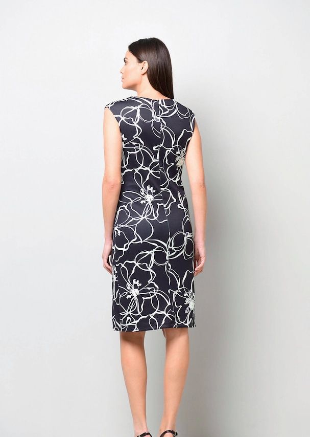 Jerseykleid in floralem Dessin 2