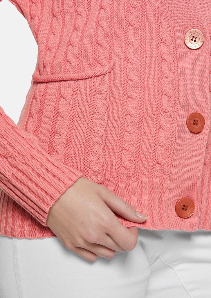 Cardigan with cable knit pattern in trendy colours 4