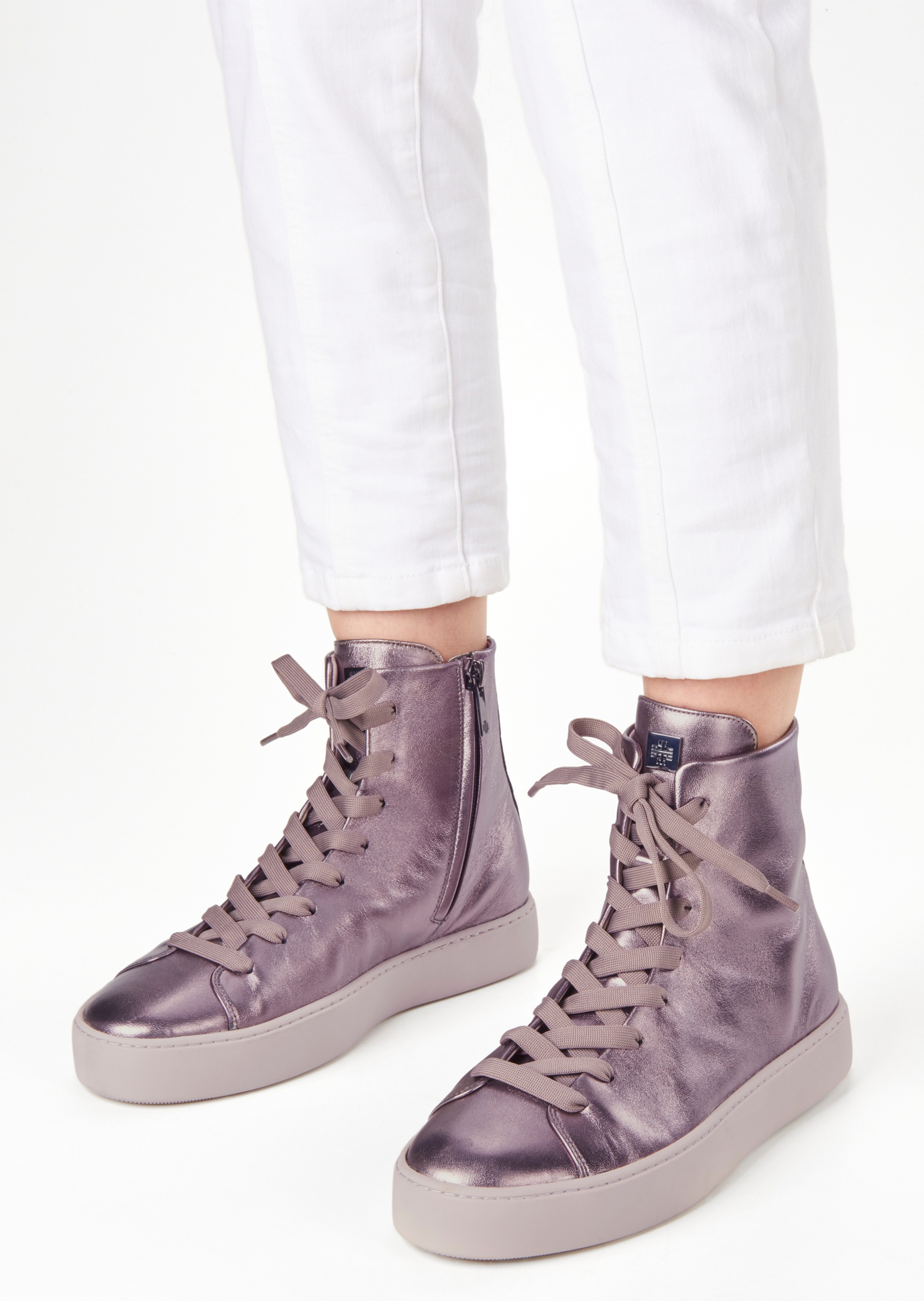 HÖGL - High-Top-Sneaker zum Schnüren