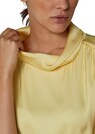 Ärmellose Satin-Bluse mit umgeschlagenem Kragen thumbnail 5