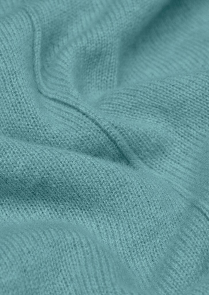 Kaschmirpullover mit V-Ausschnitt