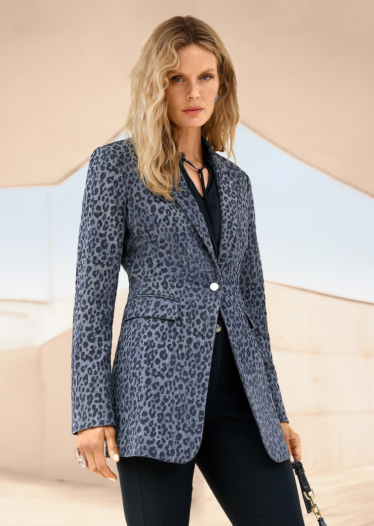 Denim blazer with leopard print