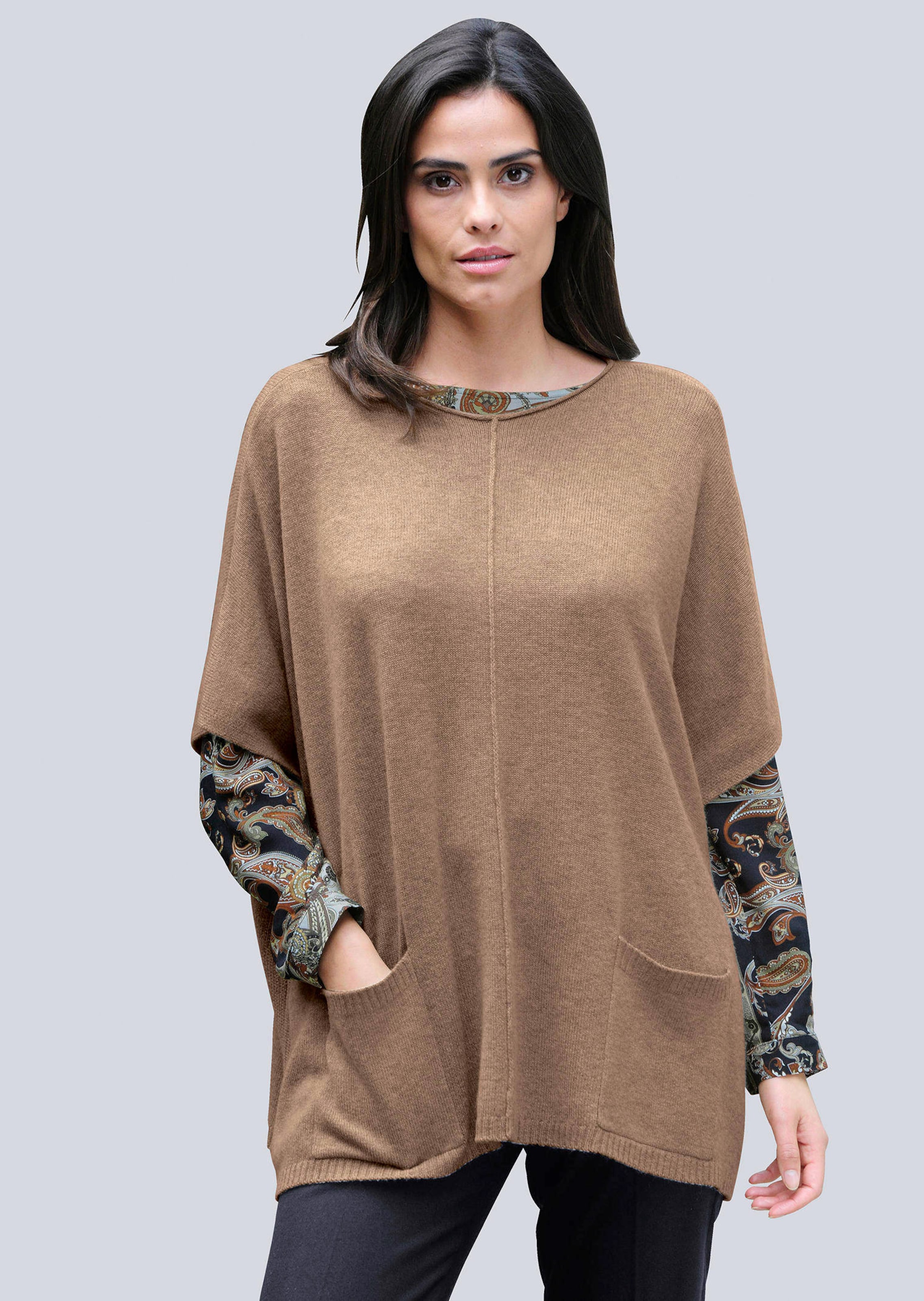 Poncho in modischer Oversized Form