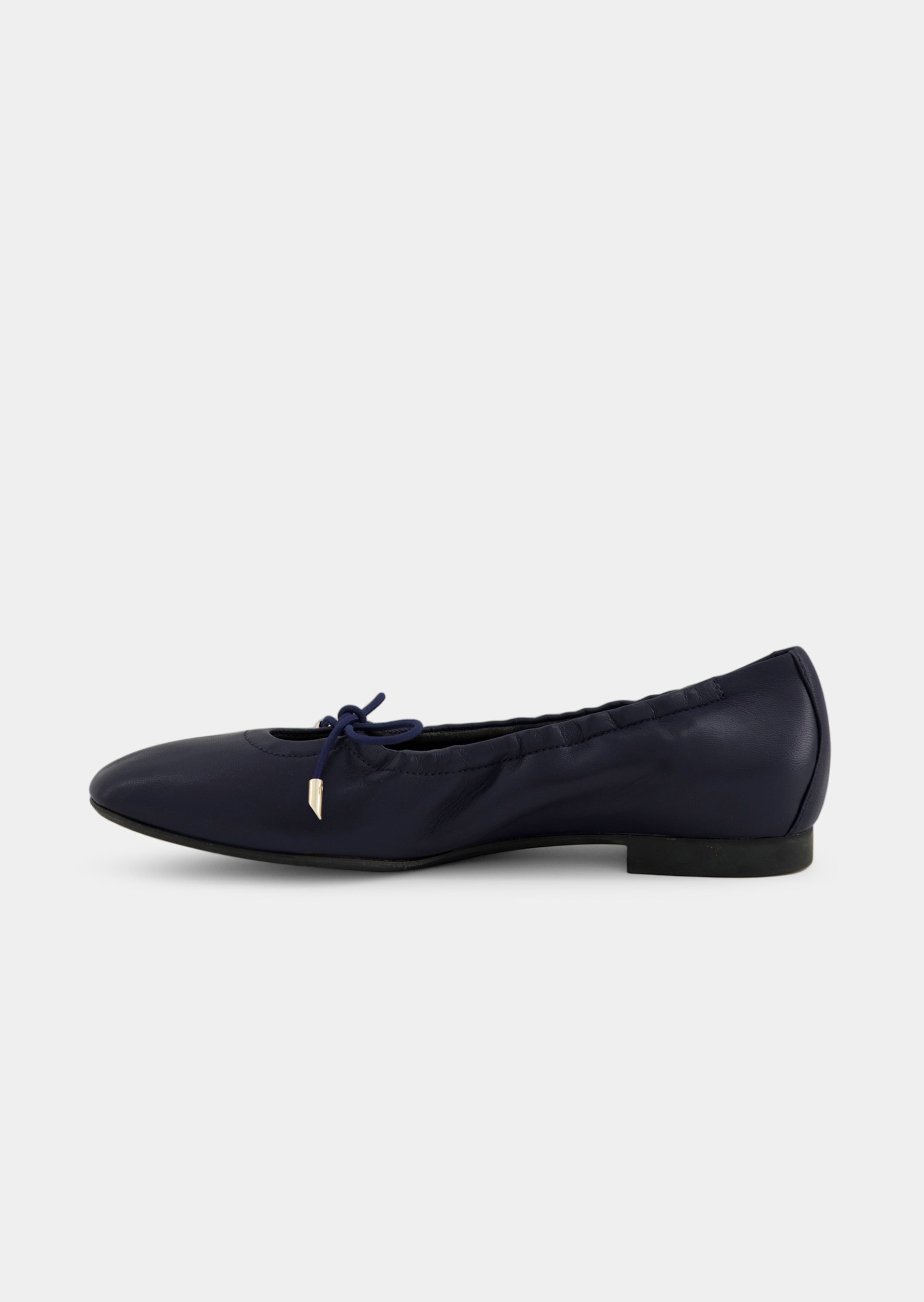 Ballerines en cuir avec un nœud classique