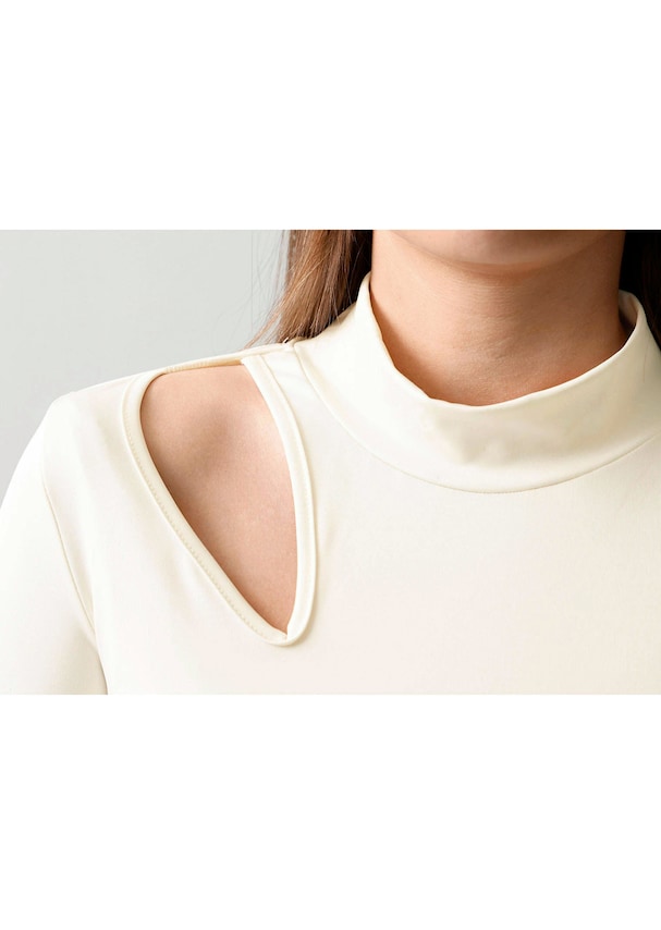 Shirt mit Cut-Outs 4