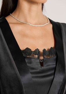 Elegantes Loungewear-Set aus Nicki, Satin und Spitze thumbnail 3